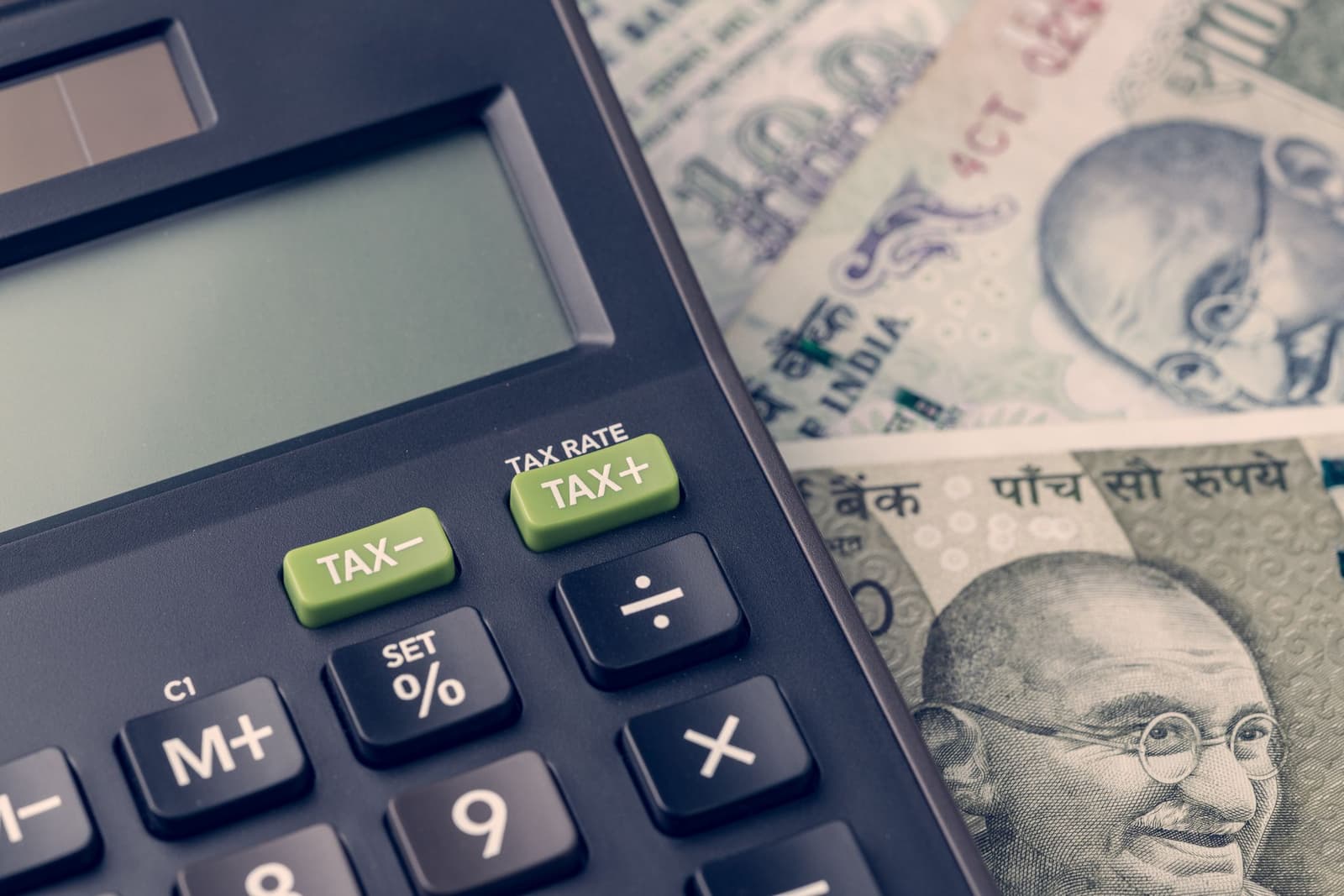 Health Insurance Expenses Explained - Blog banner featuring health insurance insights